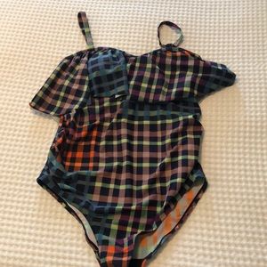 Motherhood Maternity ruffle top swimsuit